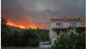 Incendi in Croazia, fiamme a sud di Ragusa